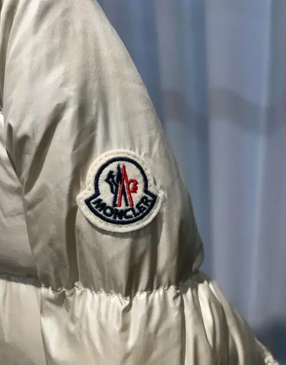 24FW モンクレール バイ バイロン レディース ダウン フーディー サイズ 2