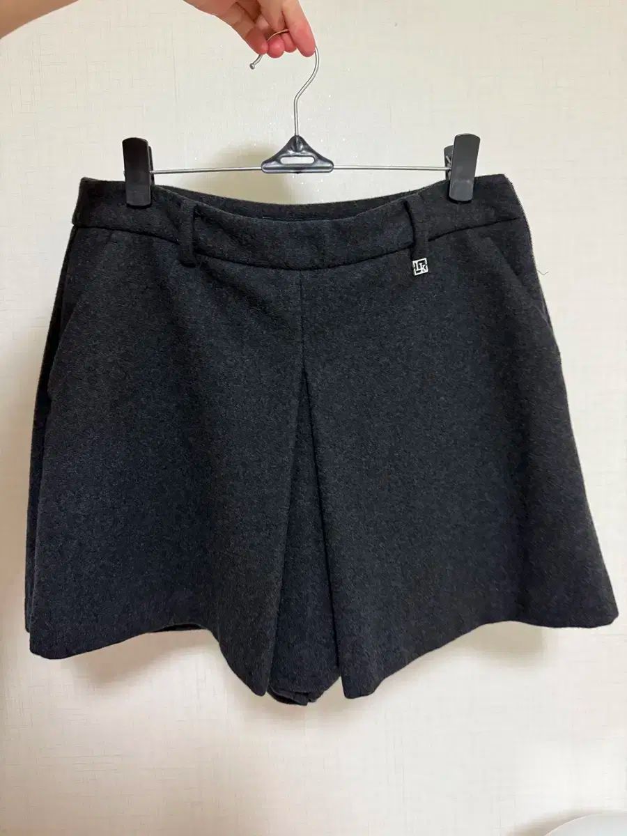 ルッケスト マグ ウール スカート ショーツ