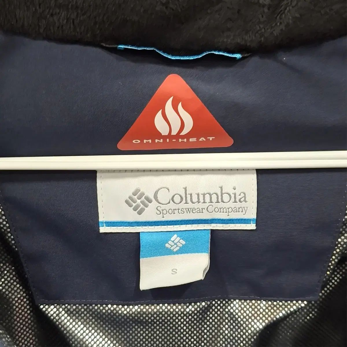 Columbia コロンビア