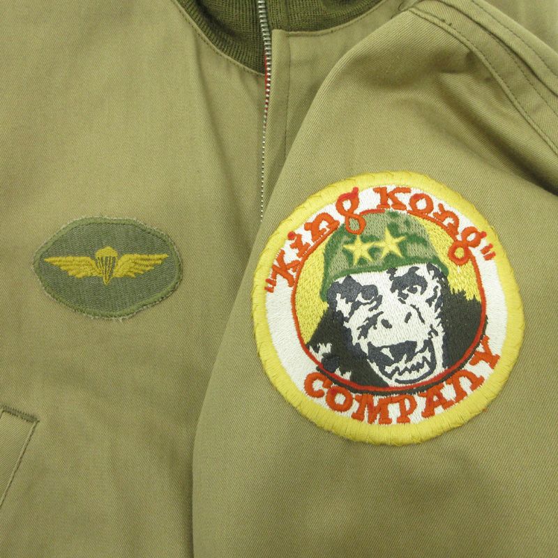 三重本店 TOYS McCOY トイズマッコイ TAXI DRIVER WINTER COMBAT JACKET TANKERS タクシードライバー コンバットジャケット タンカース 中綿 カーキグリーン系 ベージュ系 サイズ L 93 WWW_KANDAIZUMI_COM