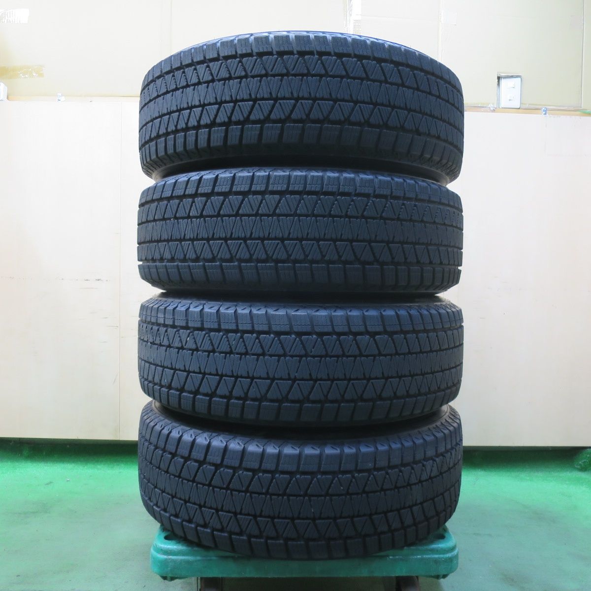 17 スタッドレス