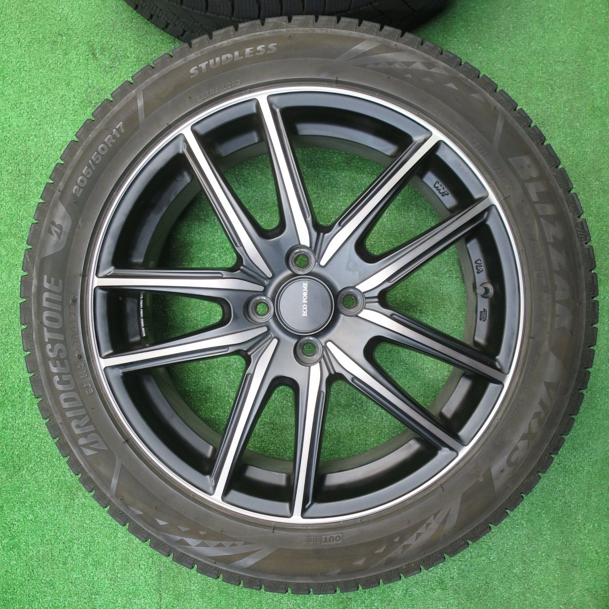  バリ溝 23年 キレイ 9 5分 スタッドレス 205 50 R 17 ブリヂストン ブリザック VRX 3 ECO FORME エコフォルム 17インチ PCD 100 4 H ス 17インチ タイヤ ホイールセット