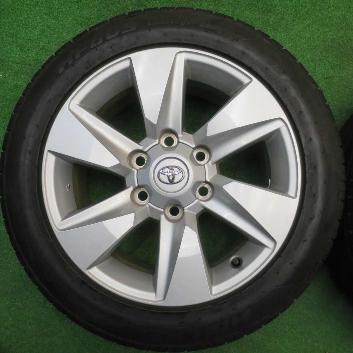  バリ溝 22年 キレイ 9分 ハイエース 等 トヨタ 150系 プラド 215 55 R 17 ハイフライ HF 805 17インチ PCD 139 7 6 H ノ 17インチ タイヤ ホイールセット