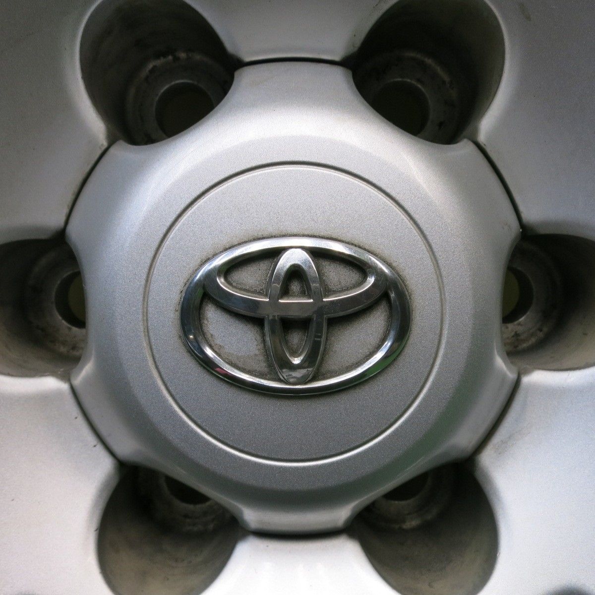  バリ溝 8 5分 トヨタ 150系 ランクル プラド 265 60 R 18 スタッドレス ブリヂストン ブリザック DM V 2 18インチ PCD 139 7 6 H ス 18インチ タイヤ ホイールセット