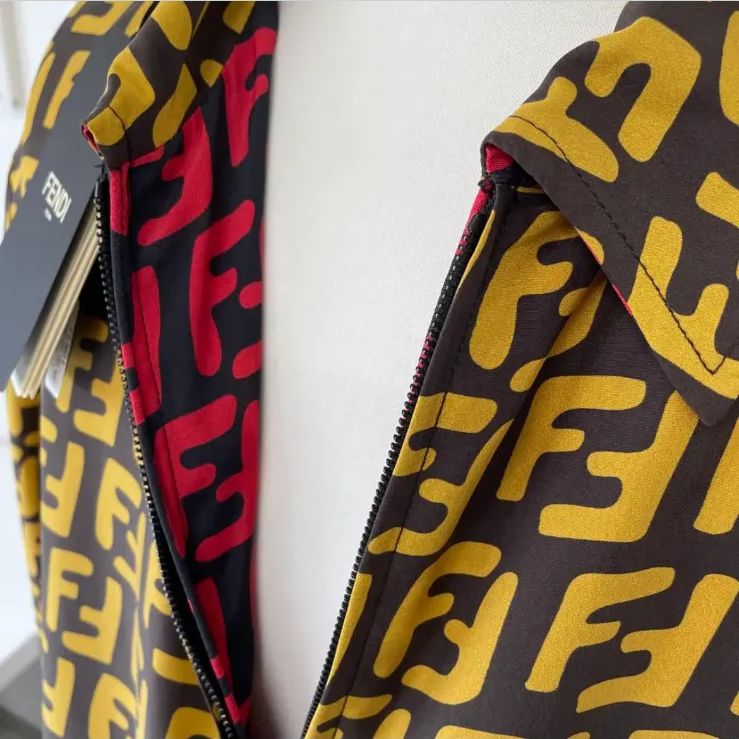 2019SS フェンディ ズッカ柄 ナイロンジャケット リバーシブル FFロゴ