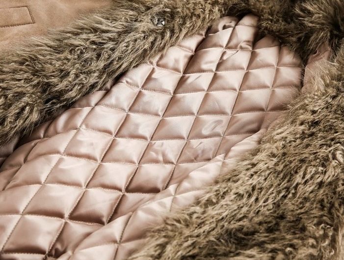 ダウン風ジャケット