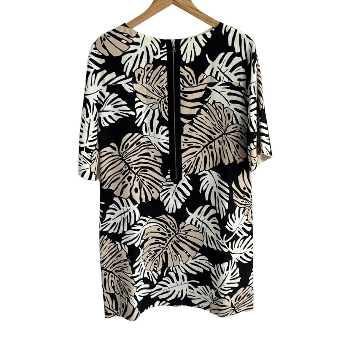 ADORE アドーア ワンピース サイズ38 M レディース - ライトイエロー×ネイビー×マルチ クルーネック 半袖 ひざ丈 花柄