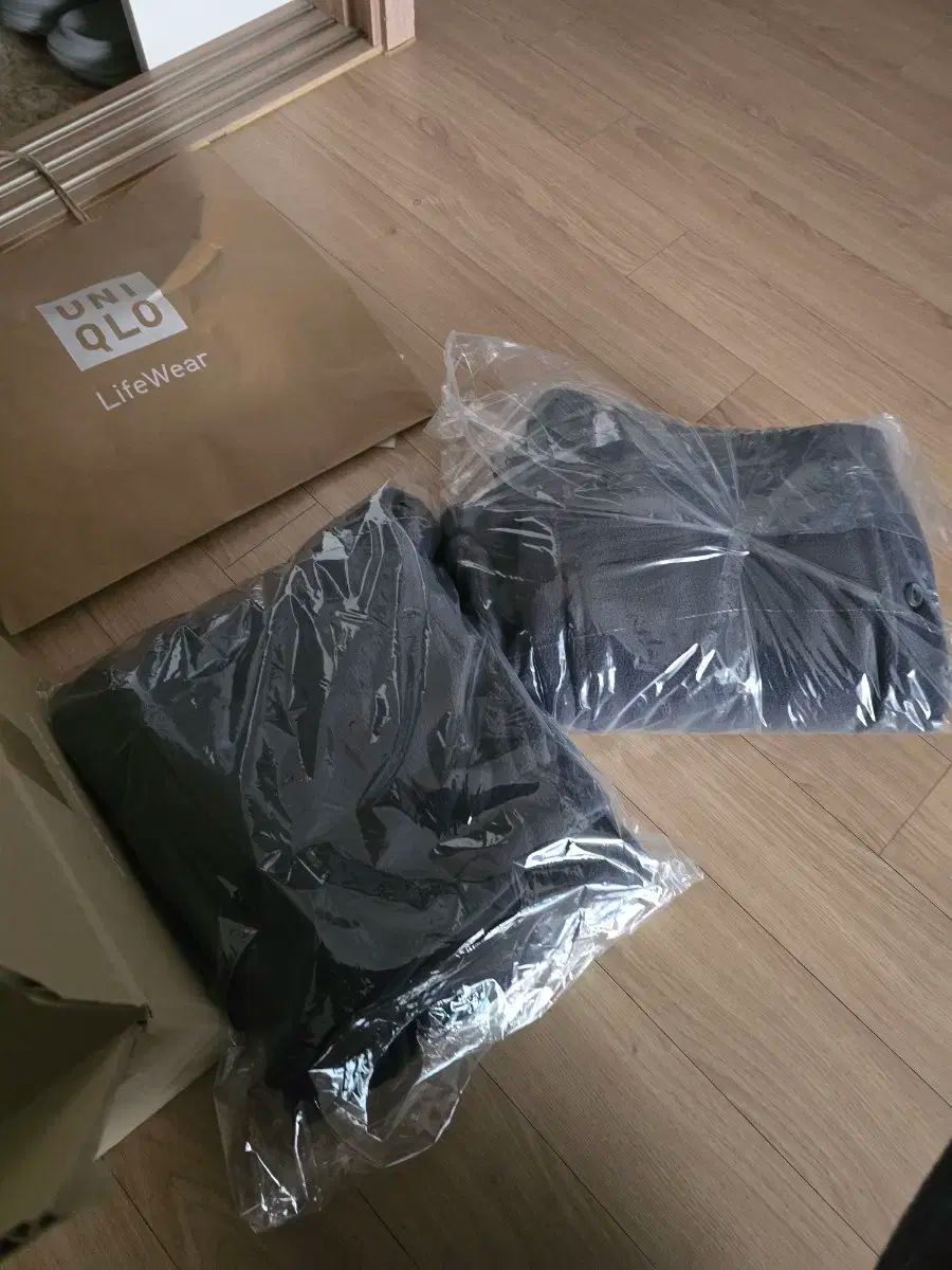 ユニクロ ニードルズ s グレー セットアップ