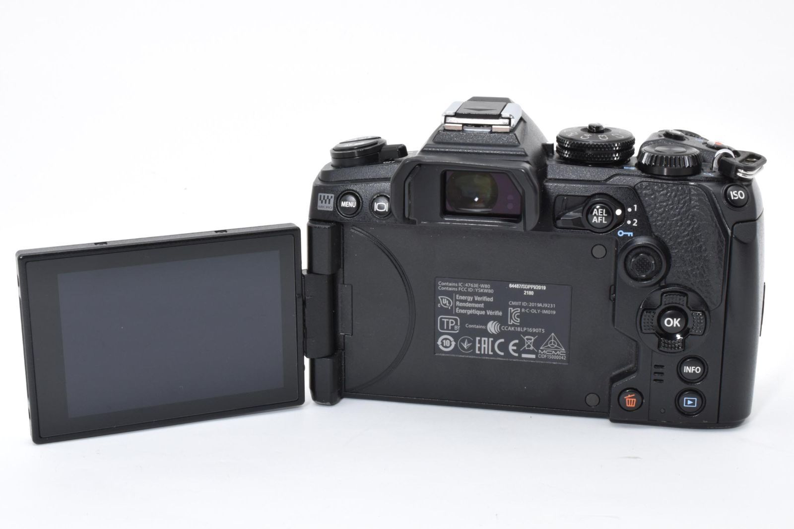 ミラーレス一眼カメラ