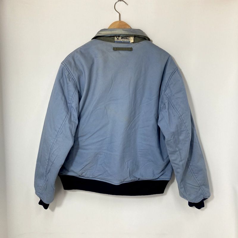 カーキ アウター