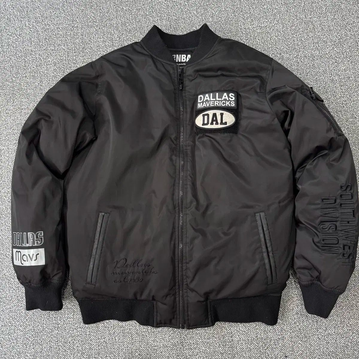 NBA サウスウェスト ディビジョン ダラス MA 1 ジャケット