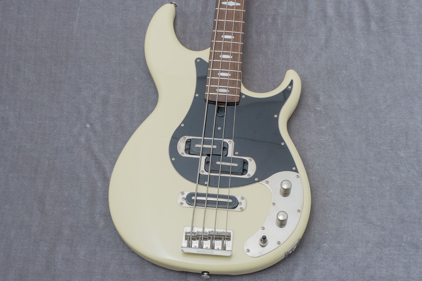  YAMAHA BB 2025 X 4 25 kg HKH 008 E GIB兵庫 エレキベース ベース