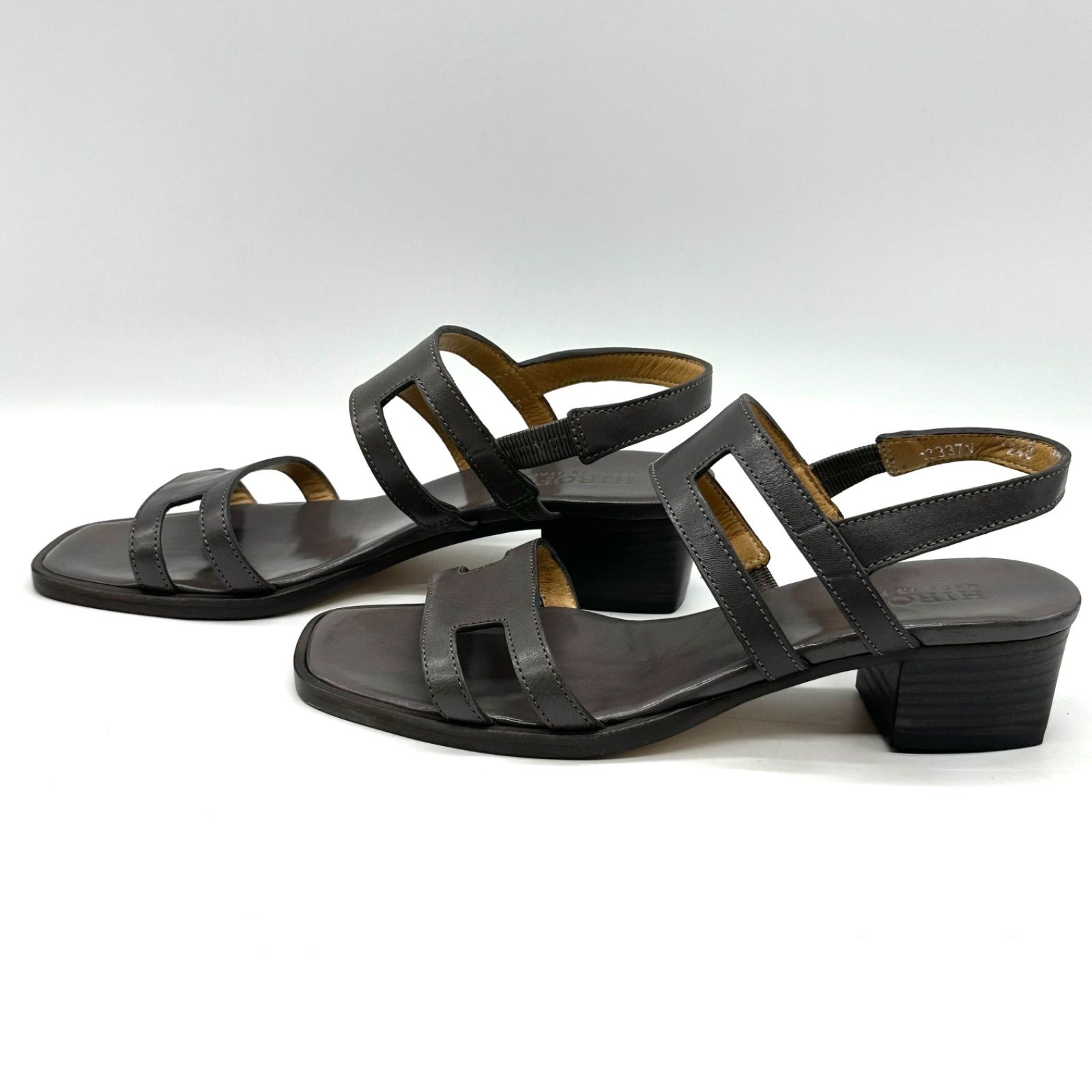  HIROFU ヒロフ サンダル レザー スクエアトゥ バックストラップ グレー系 22.5 cm サンダル サンダル ミュール