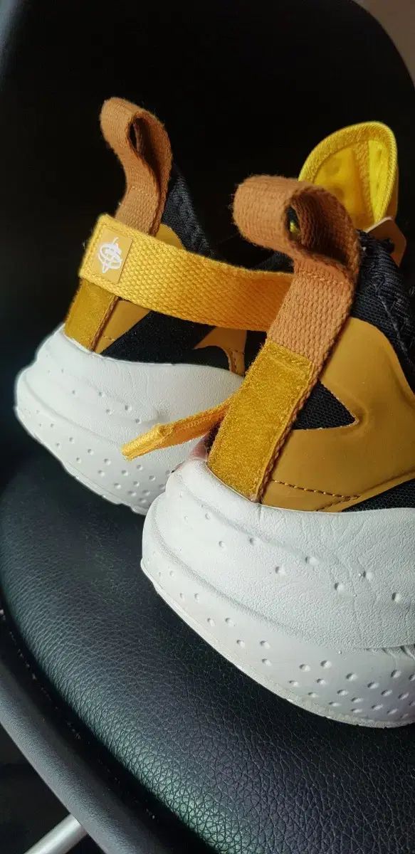 NIKE イエローライン グラウンドコート Lサイズ NIKE（ナイロン