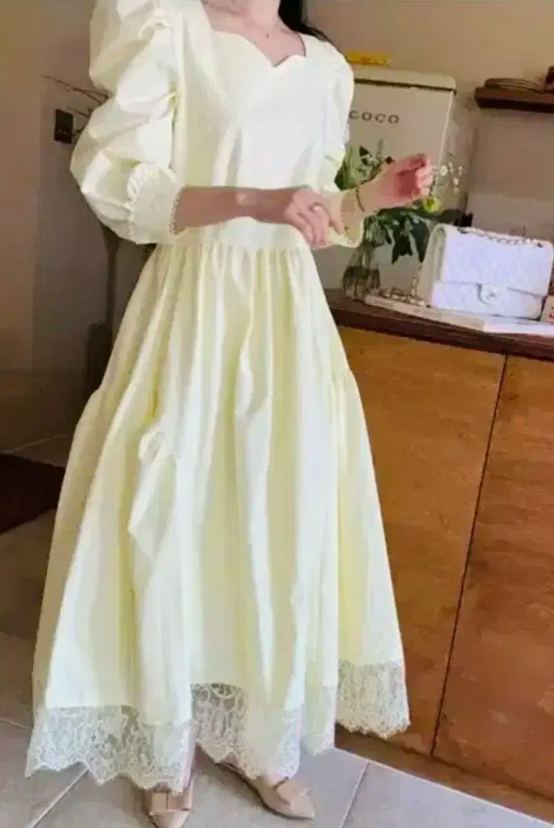 & み バイシーニ ベルワンピース 半額 定価129 000円