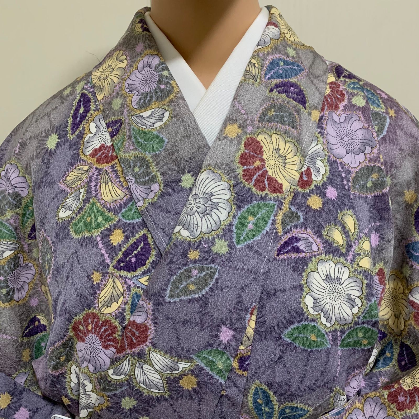 R-1465 着物 小紋 袷 絹 裄66センチ 身丈(背)156.5センチ レディース