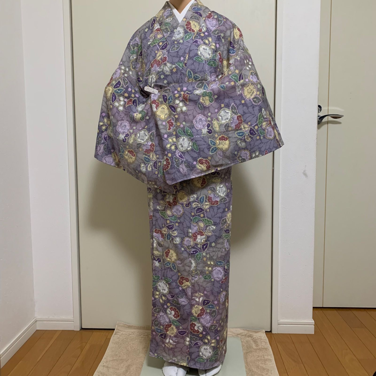 R-1465 着物 小紋 袷 絹 裄66センチ 身丈(背)156.5センチ レディース