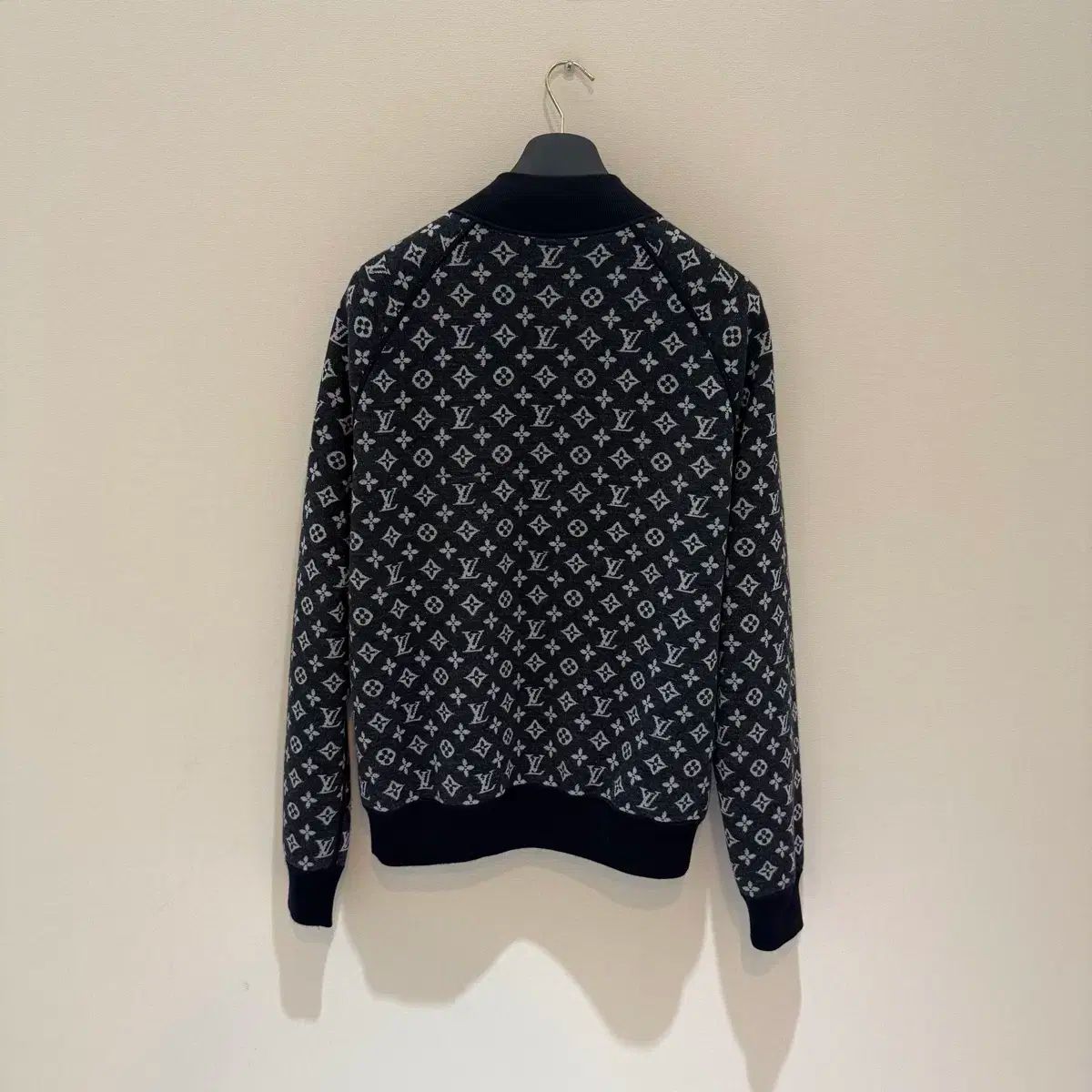 百貨店 3L size Louis Vuitton ルイヴィトン リバーシブル モノグラム ジップアップ