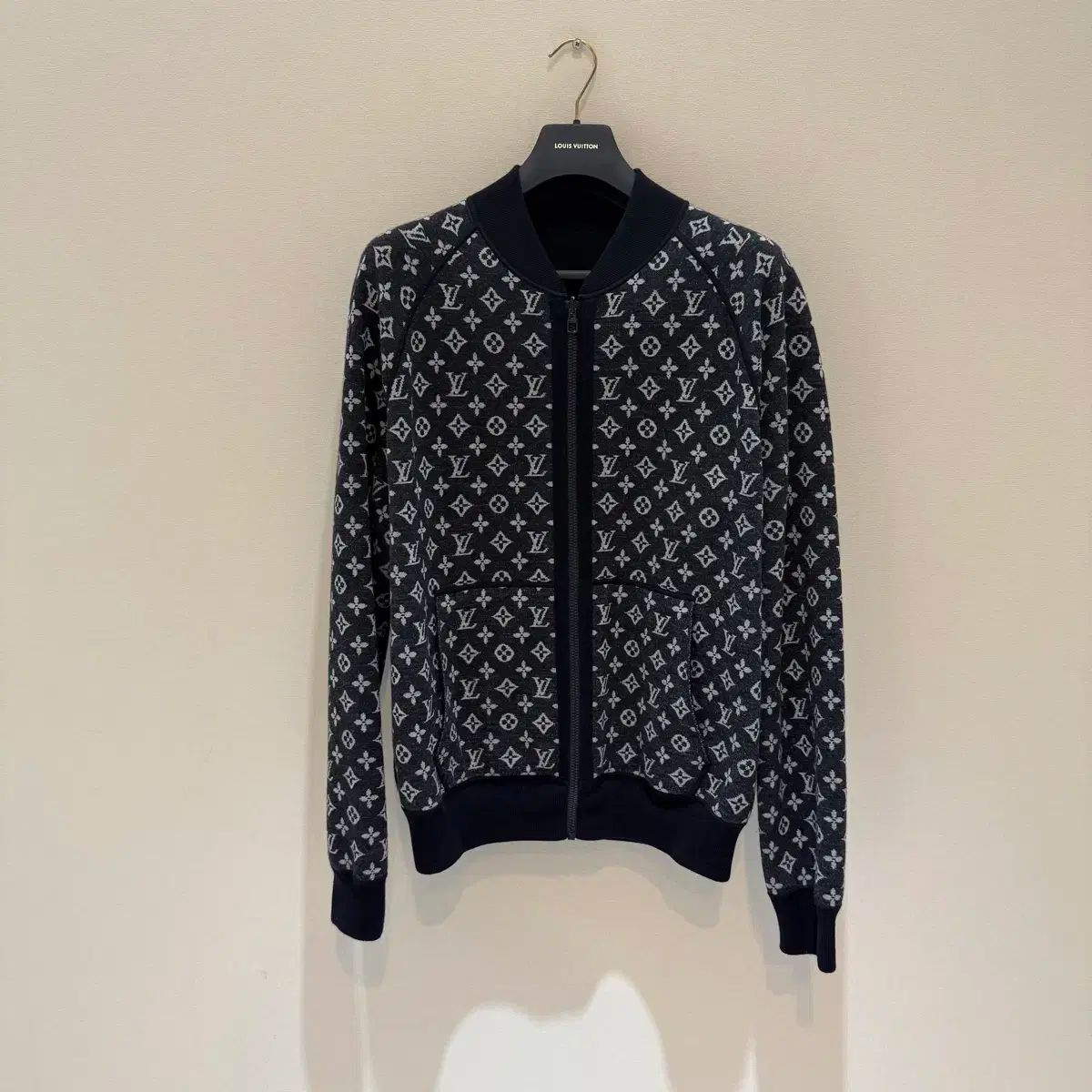 百貨店 3L size Louis Vuitton ルイヴィトン リバーシブル モノグラム ジップアップ