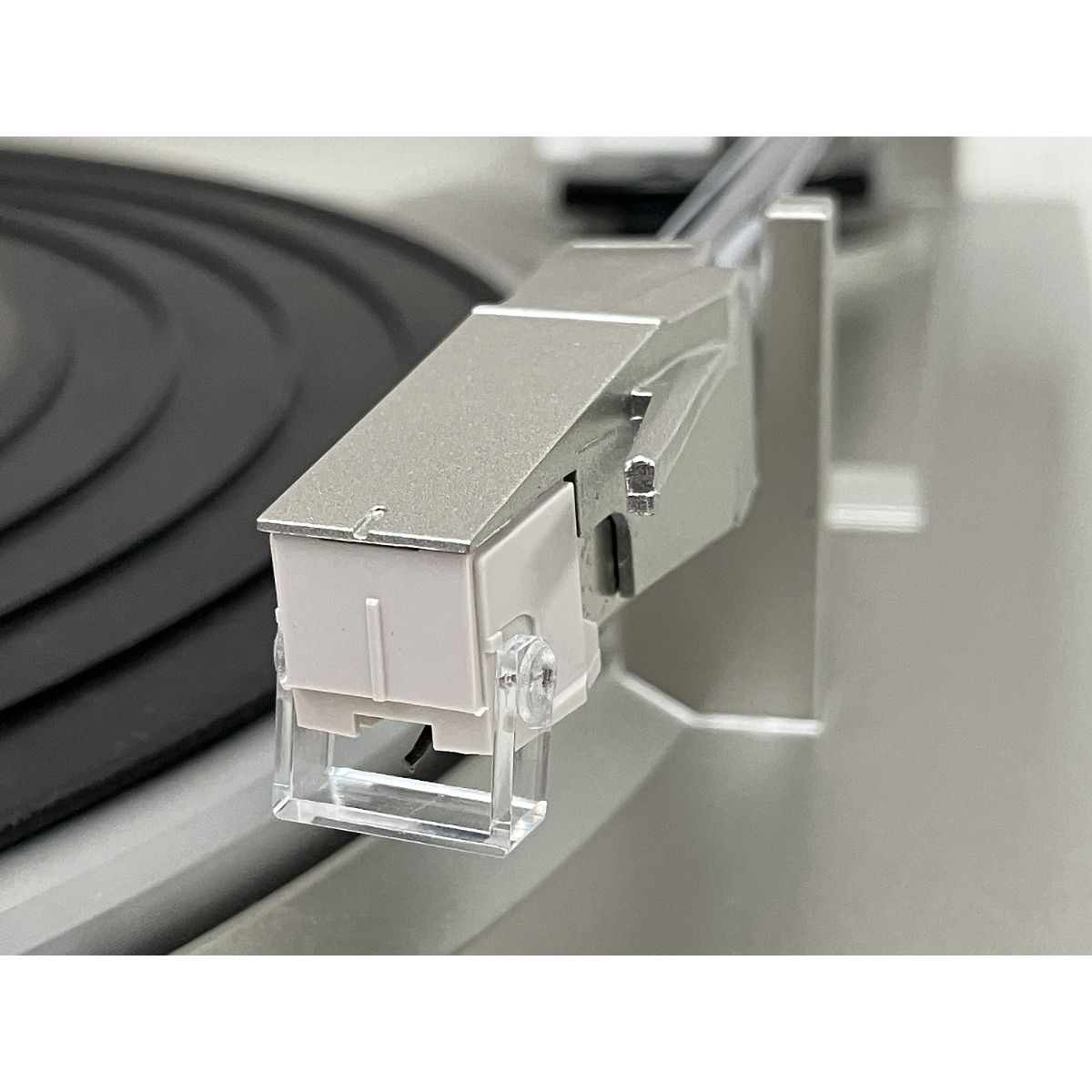 ターンテーブル