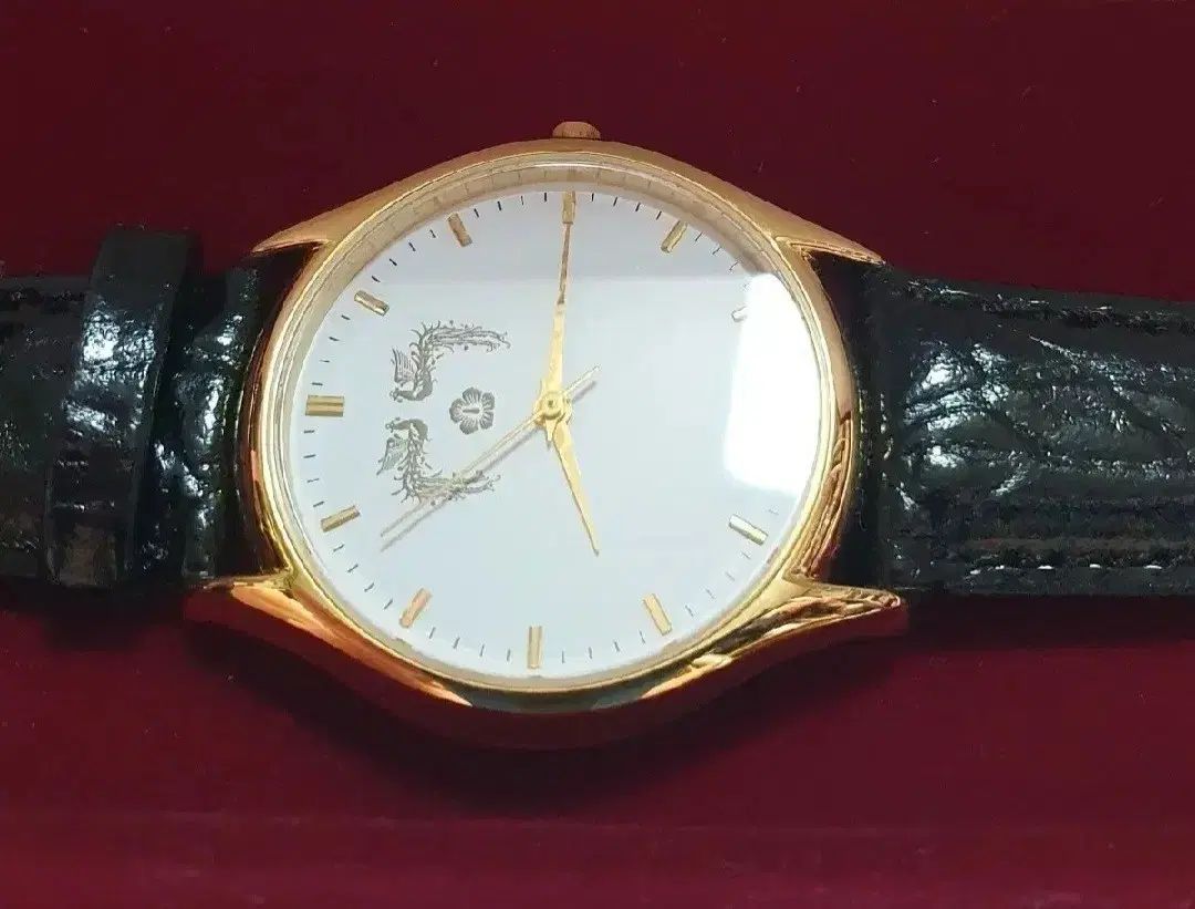 韓国大統領鳳凰徽章時計 18Kクラウン