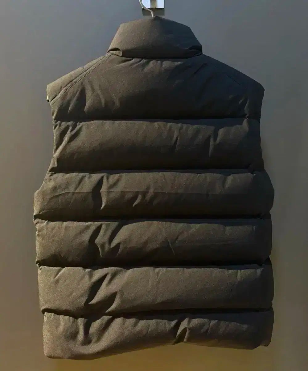 DISCOVERY ダウンベスト キッズ