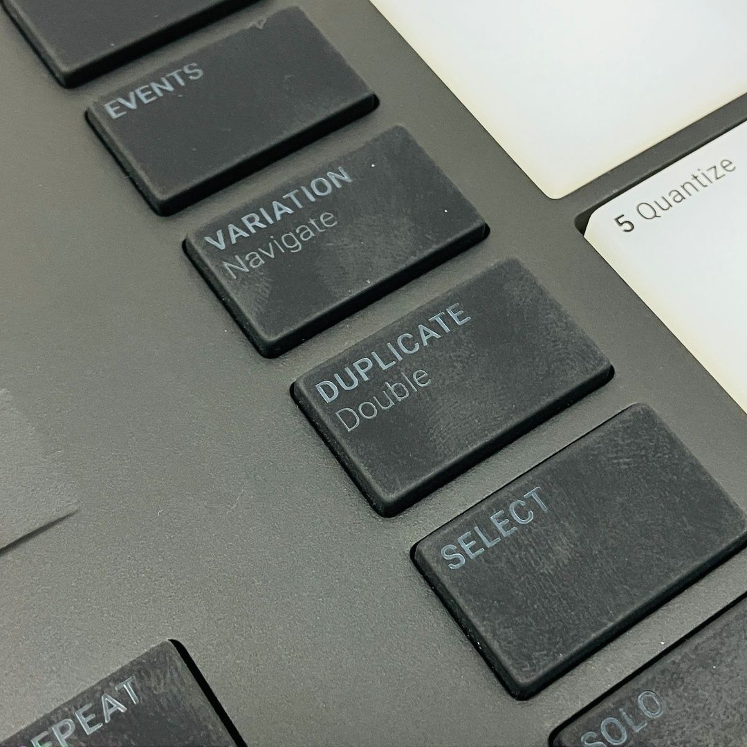  NATIVE Maschine Mikro MK 3 コンパクト ドラム マシン オーディオ 音響 機器 その他 オーディオ機器