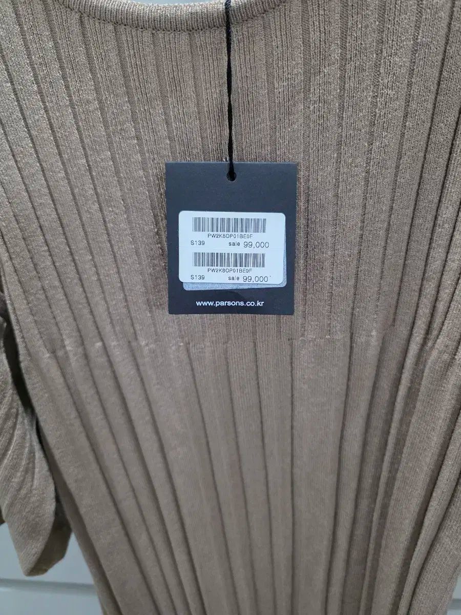 パーソンズ 半袖ニットワンピース