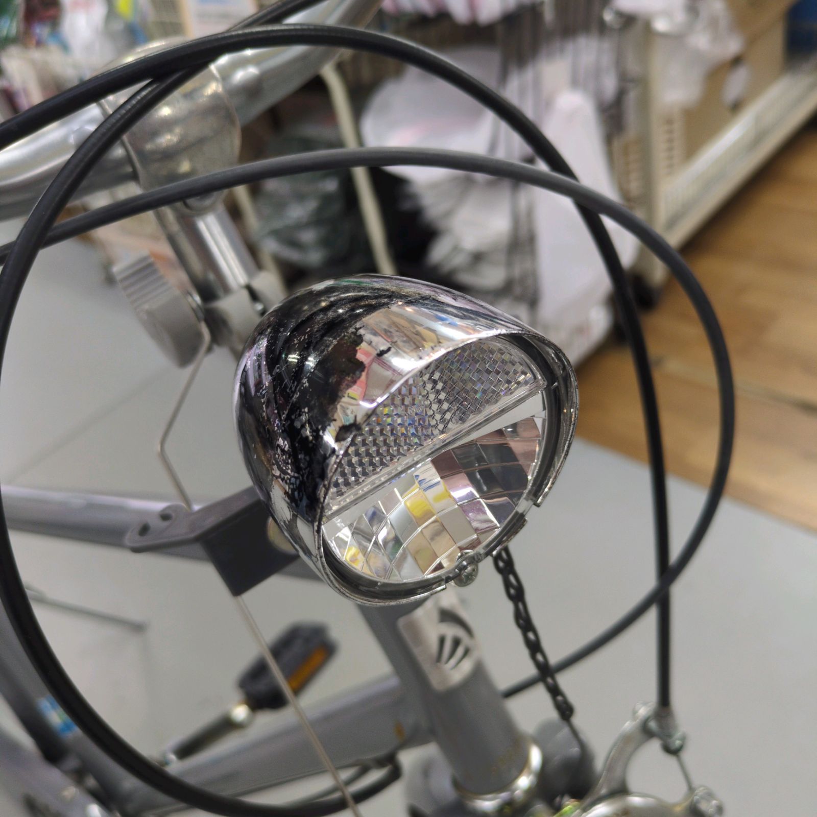 LEDダイナモ 27インチ