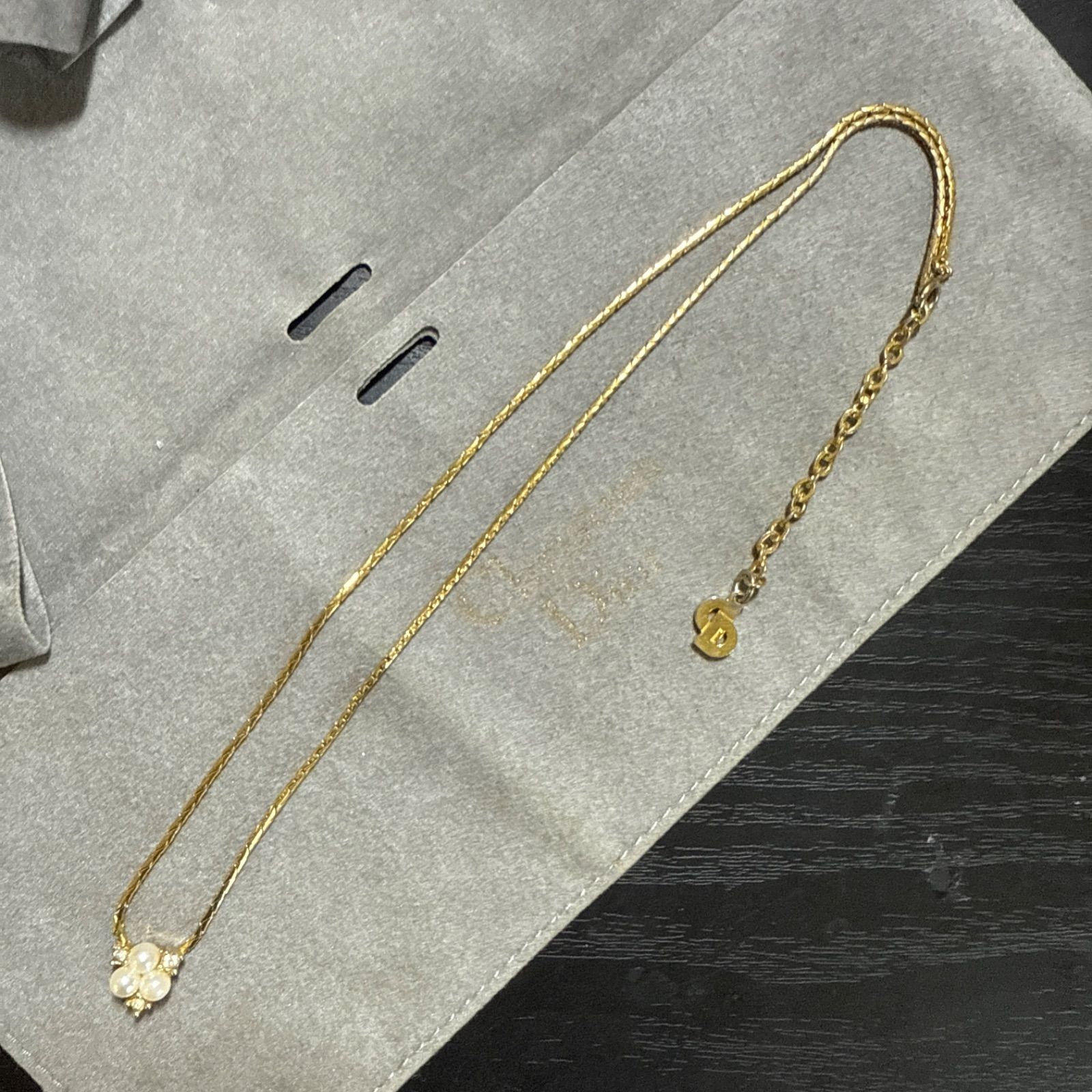 ＋Dior ディオール　ゴールド　チェーンネックレス　ラインストーン　パール付き Christian Dior クリスチャンディオール ラインストーン付きフェイク