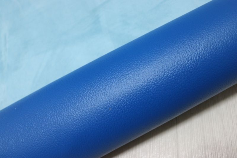 マリンブルー 230ds クロム革 牛革 国産 レザー シボ型押し はぎれ 一枚革 レザークラフト 革 皮 本革 diy 生地 材料