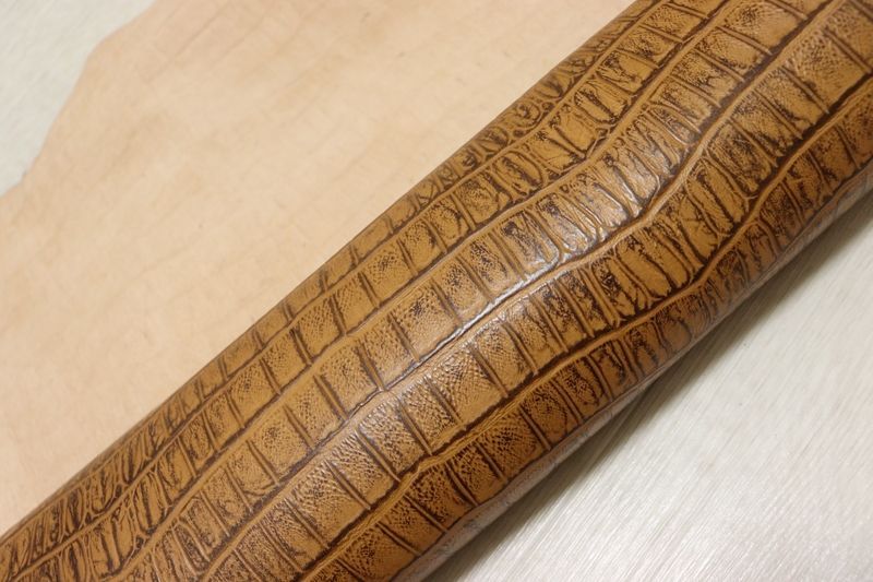 ナチュラルブラウン 117ds ヌメ革 ショルダーレザー 牛革 イタリア レザー クロコ型押し はぎれ 一枚革 レザークラフト 革 皮 本革 diy 生地 材料 NEXPOTALLINN_EU