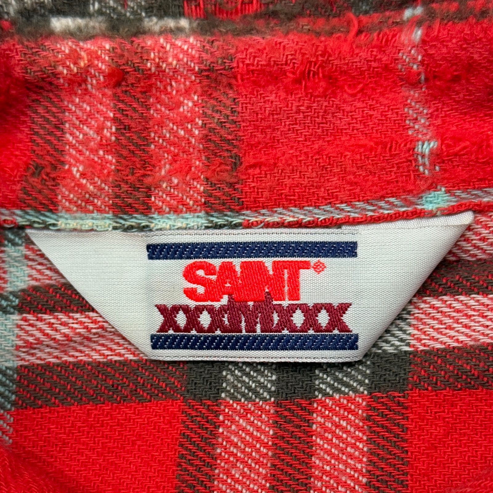 チェックシャツ