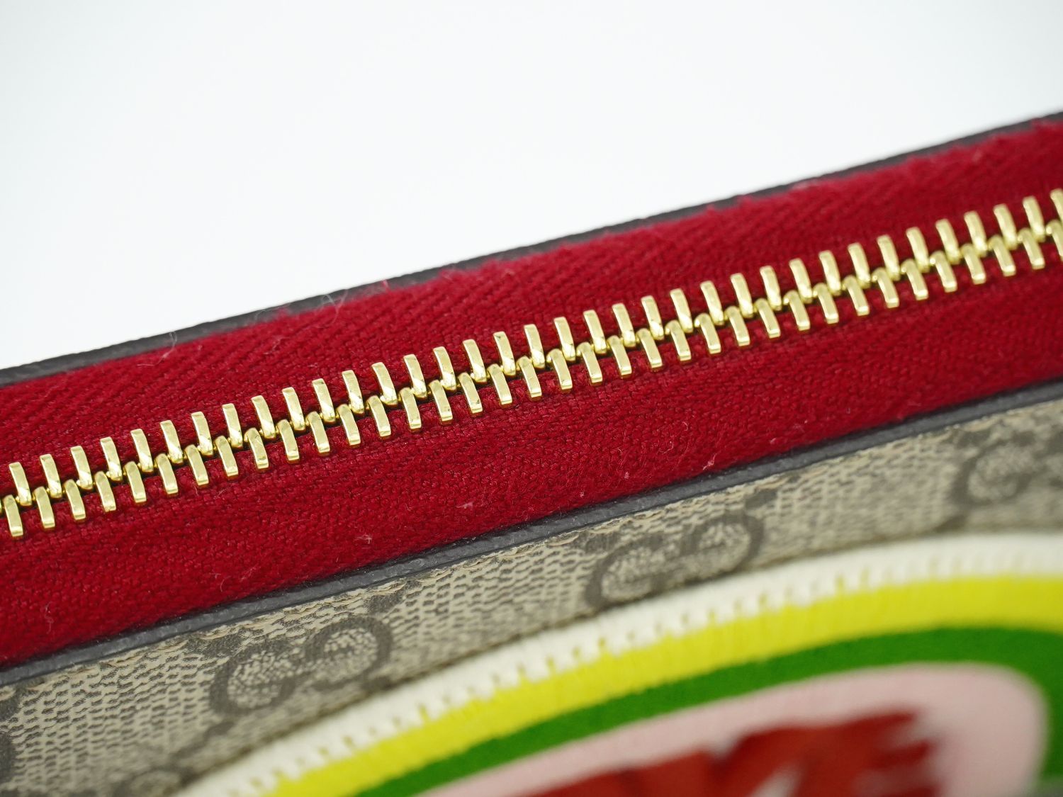 グッチ GUCCI レインボー LOVE GGスプリーム ラウンドファスナー長財布 ベージュ マルチ 476413 財布 ウォレット フォロー割