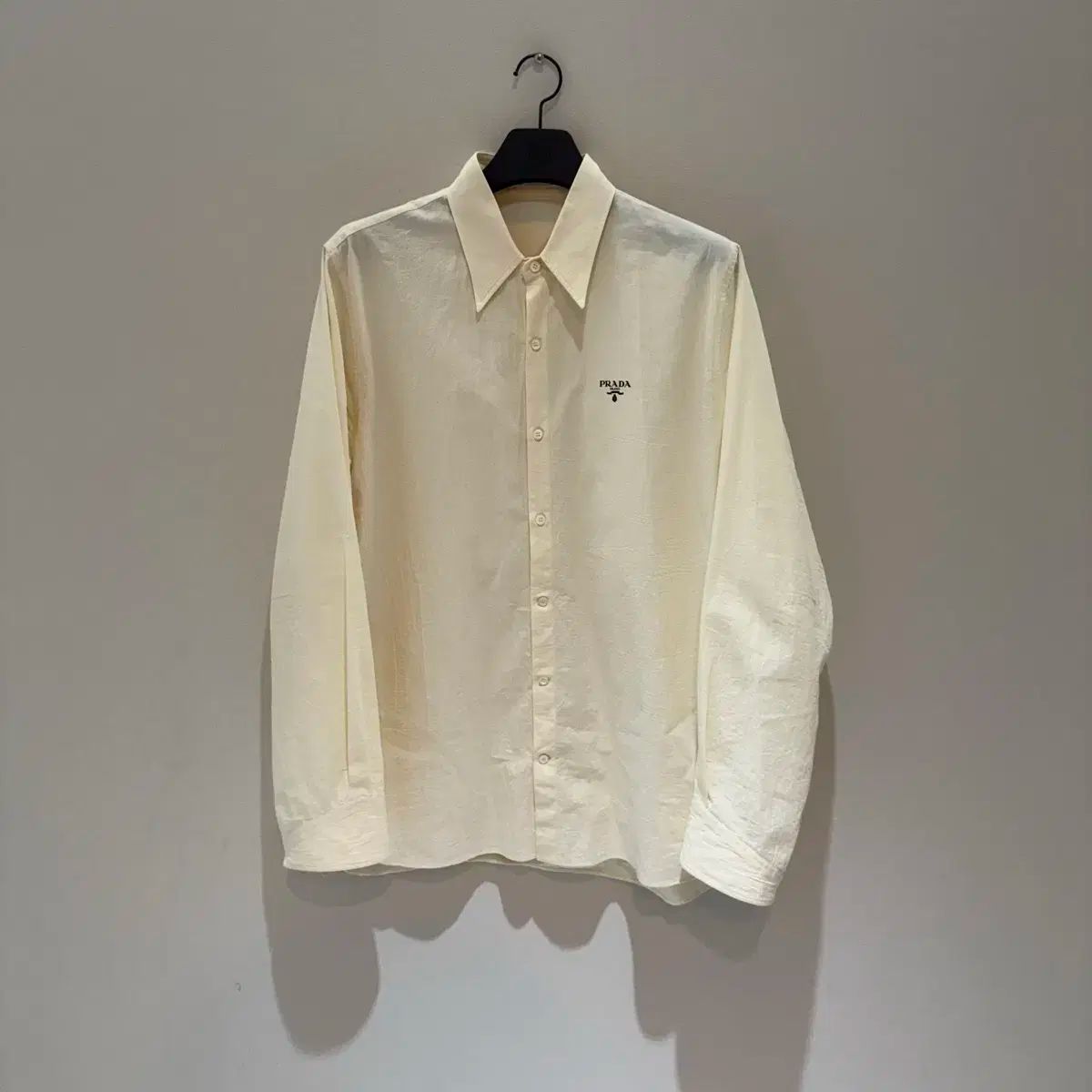 NFC新モデル XL size PRADA プラダ 三角ロゴ シャツ