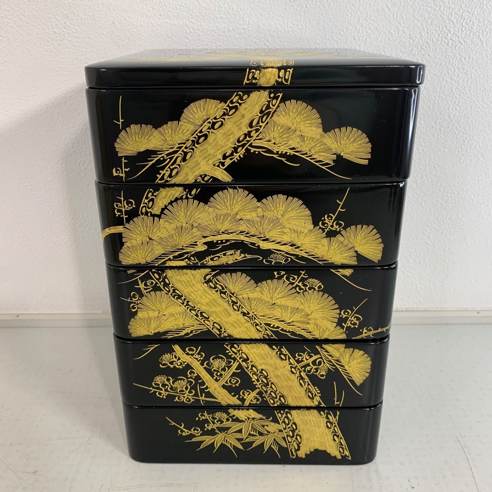 輪島塗 重箱 金蒔絵 松模様 5段 おせち