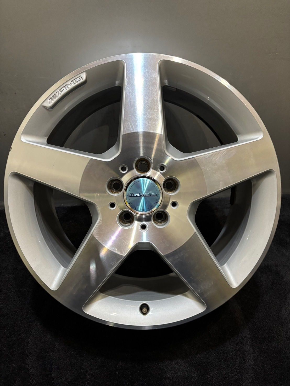 ベンツ MLクラス W 166 AMG 19インチ 8 5 J 59 112 H アルミホイール 1本 1 K 518