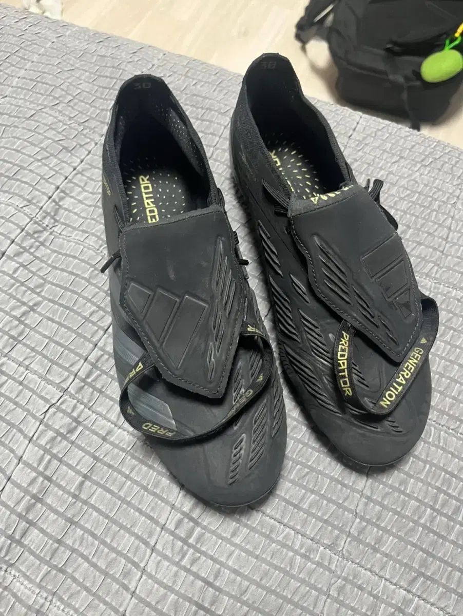 アディダス プレデター エリート FT FG ポールオーバ ター ング サッカーシューズ 270