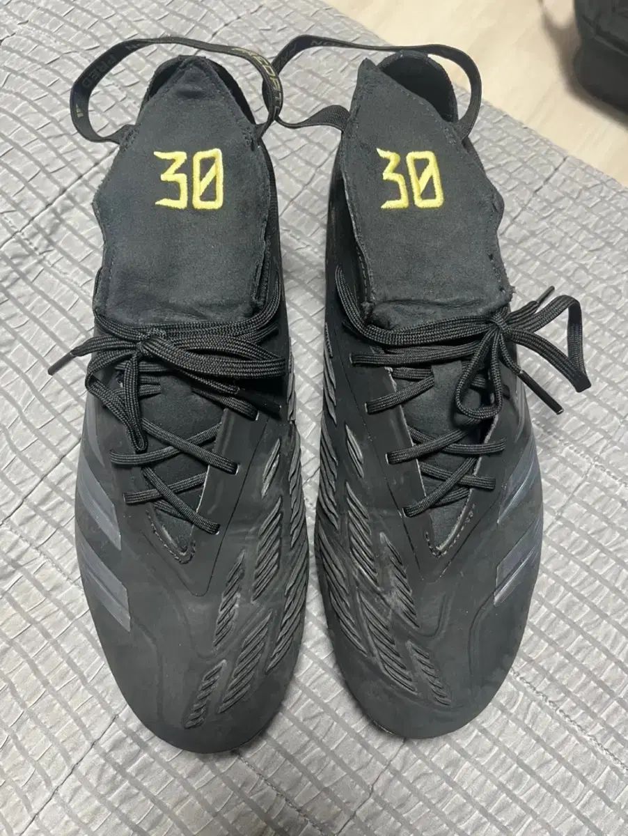 アディダス プレデター エリート FT FG ポールオーバ ター ング サッカーシューズ 270