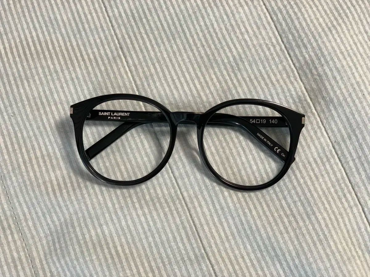 Saint Laurent classic 6 001 サングラス メガネフレーム