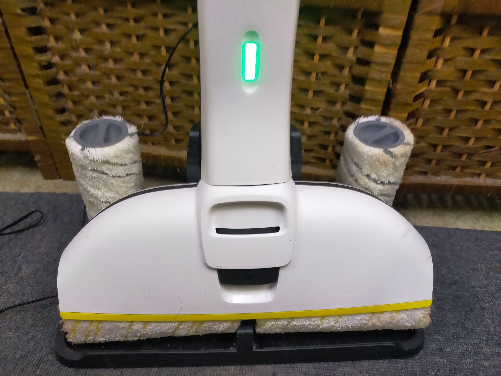 Karcher フロアクリーナー