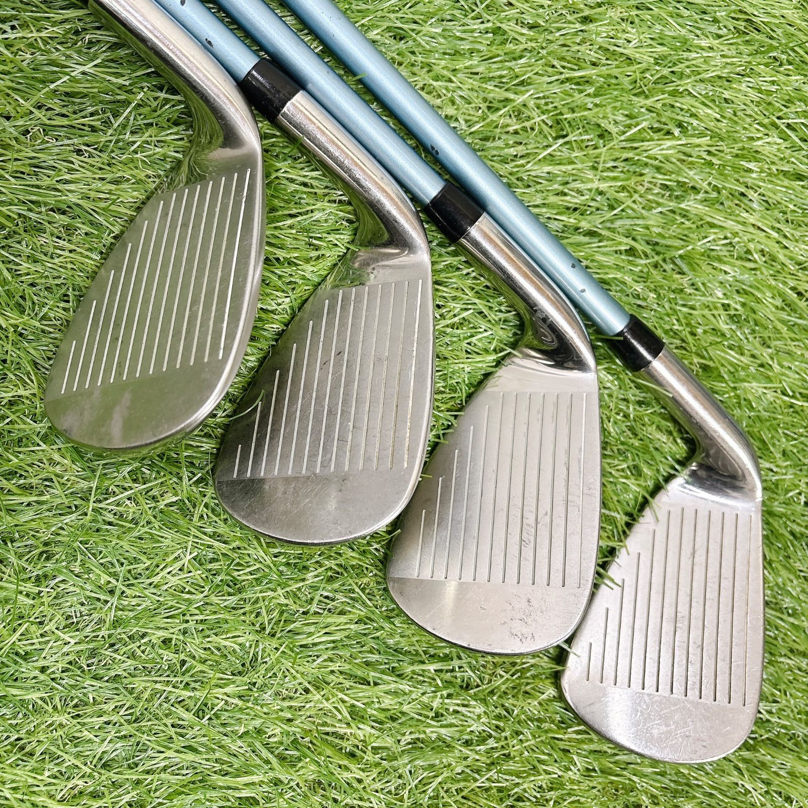 イグニオ レディースゴルフ 8本 ニューバランス キャディバッグ付き L 右利き イグニオ レディースゴルフ 8本 ニューバランス キャディバッグ付き