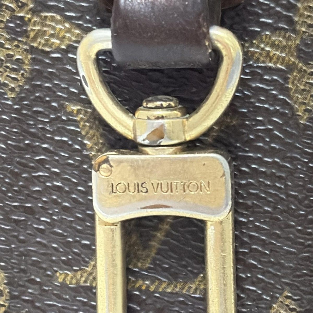 ルイヴィトン 携帯電話ケース