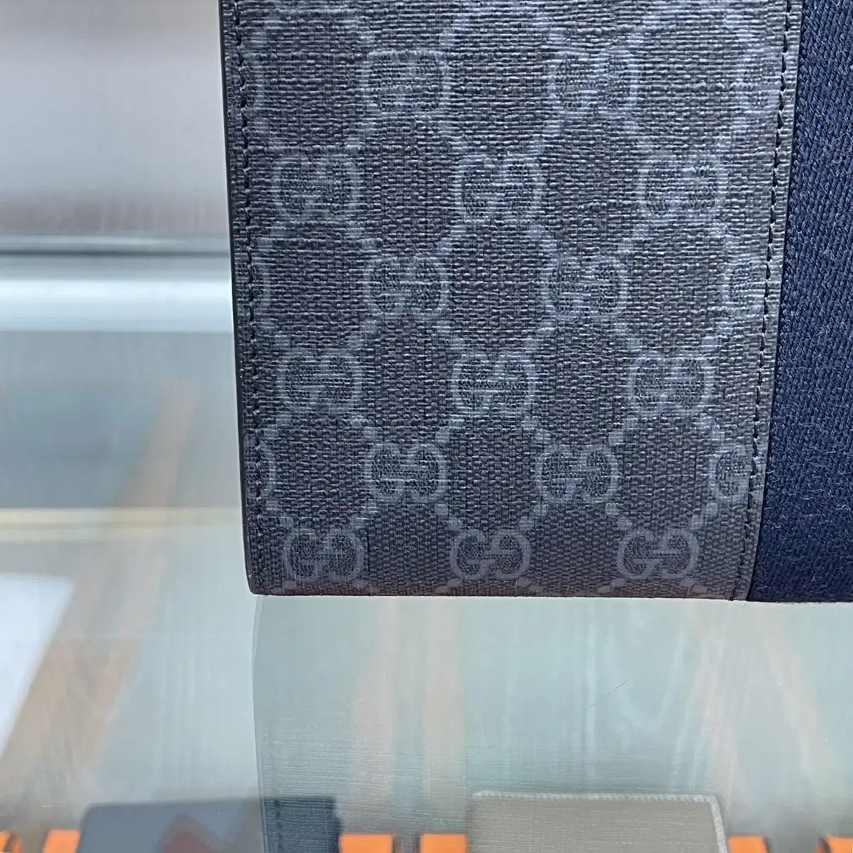 クラッチバッグ