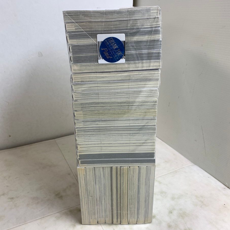 004-251105-EM-14-min