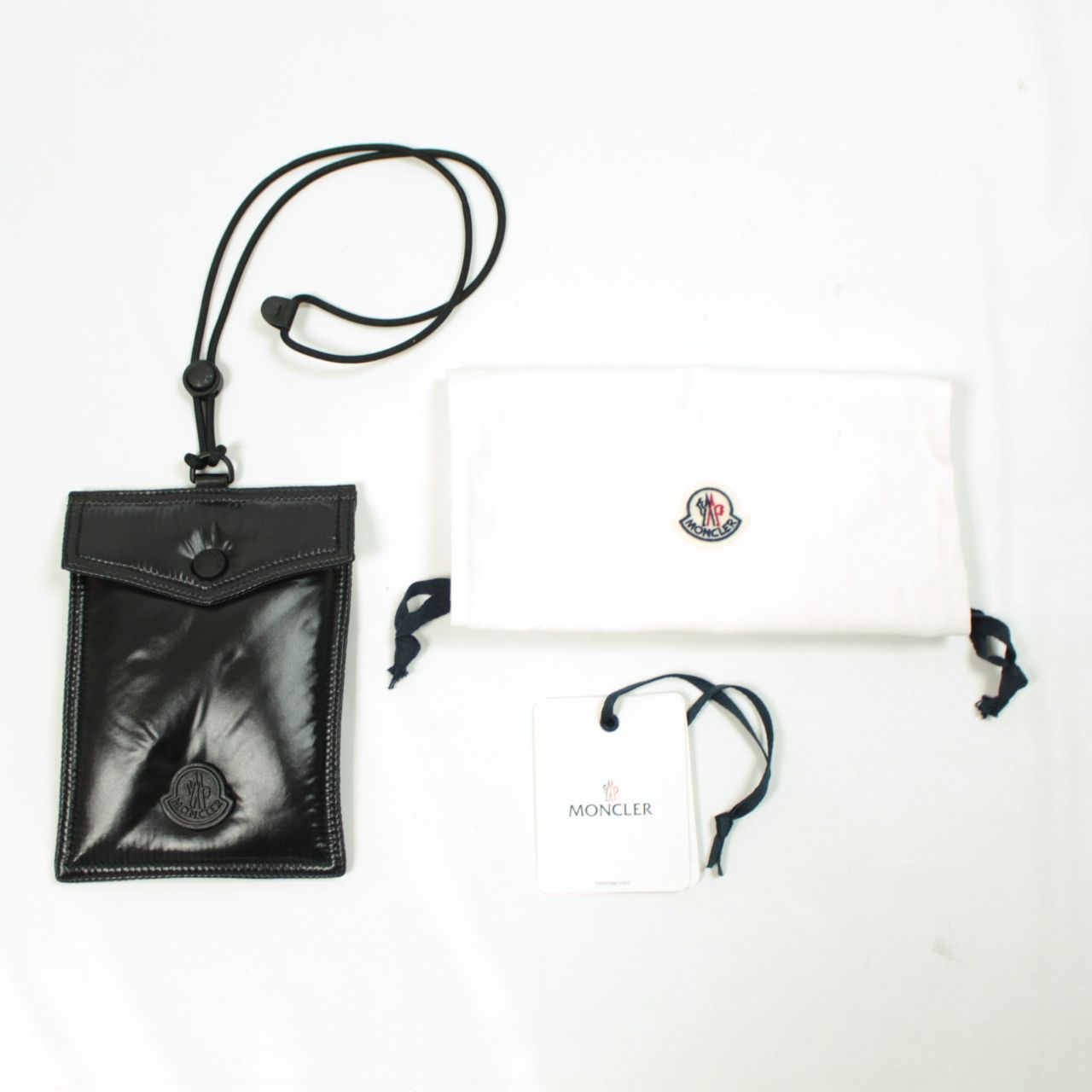 新品】 MONCLER スマートフォンポーチ スマホケース シャイニー