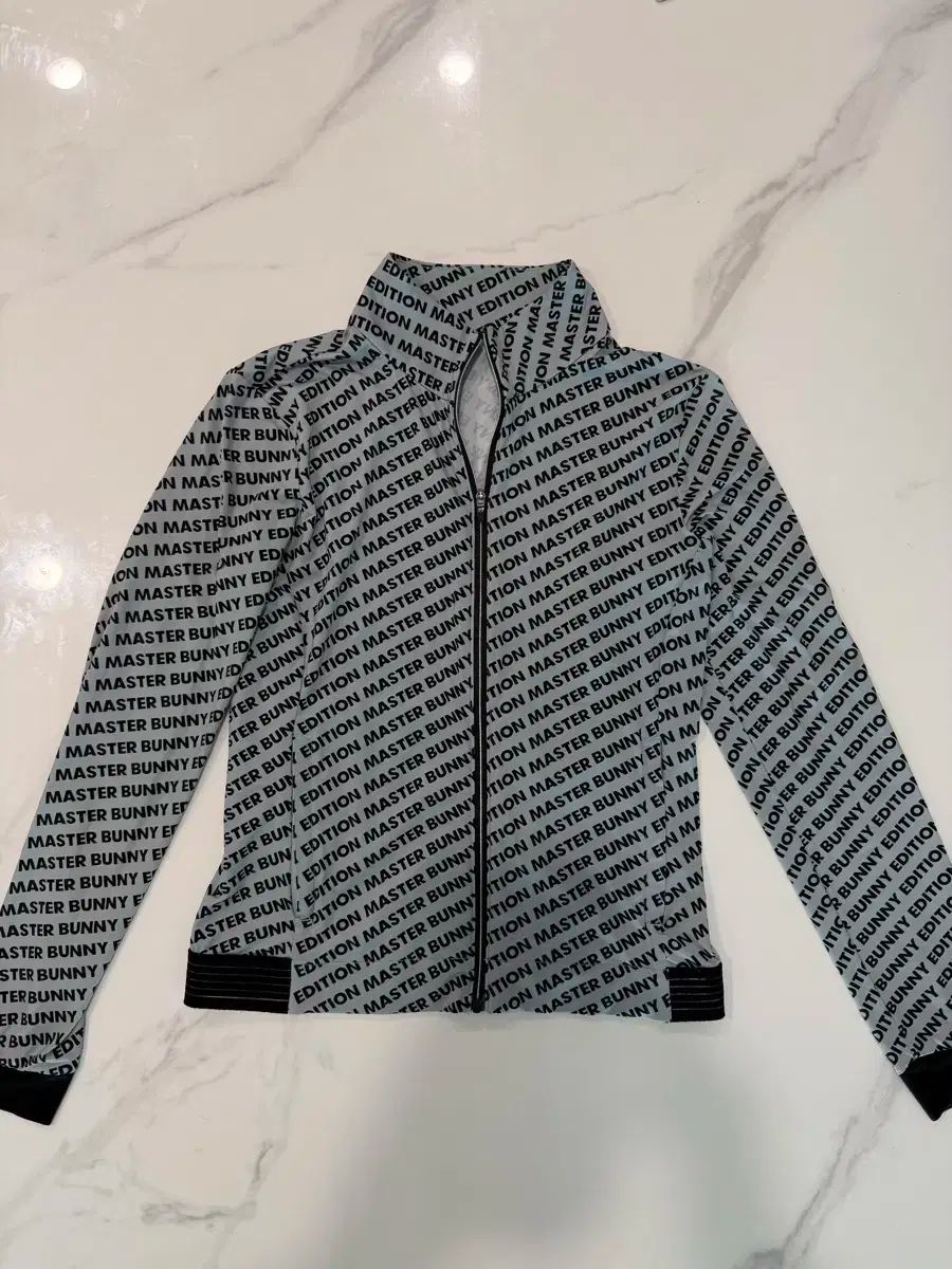 新世界百貨店 レディース マスターバニーエディション ゴルフ ブランド ジップアップ 55
