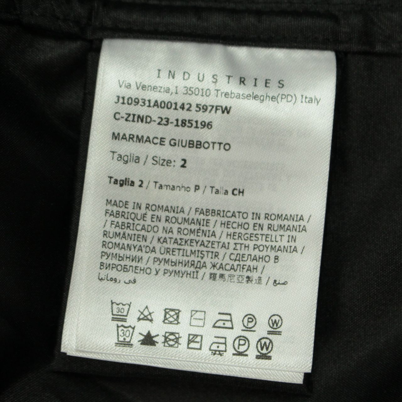 フーデッドナイロンジャケット