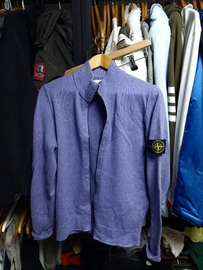 STONE  ジップアップ パープル カーディガン M STONE ISLAND パープルウールニットジップアップカーディガン M 百貨店