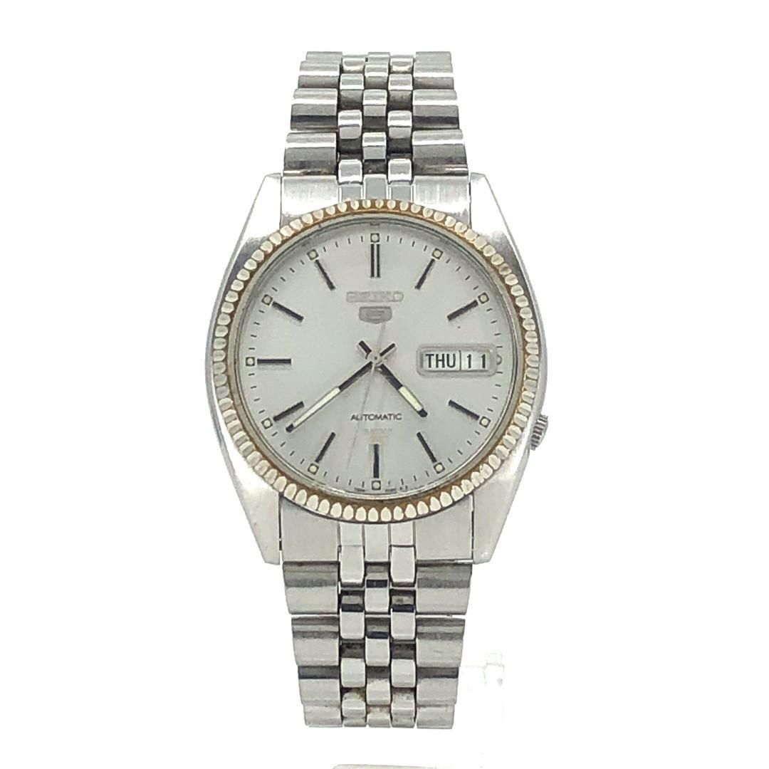 フルーテッドベゼル